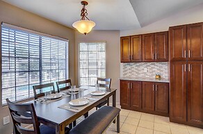 7 Mi to Dtwn Chandler: Pet-friendly Condo w/ Pool