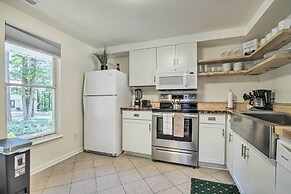 Walk to Dtwn & Breweries: Townhome in Cary!