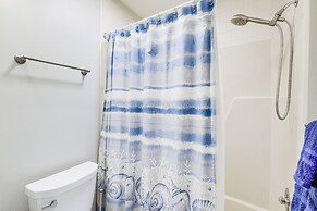 Sun-filled Condo w/ Smith Mountain Lake Views