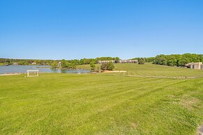 Sun-filled Condo w/ Smith Mountain Lake Views