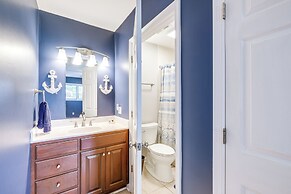 Sun-filled Condo w/ Smith Mountain Lake Views