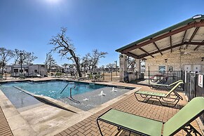 Upscale Tiny Home - Boho-chic Austin Getaway!
