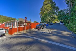 sun-dappled Retreat: Walk to Restaurants!