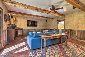 Eureka Springs Area Cabin w/ Deck + 7 Acres!