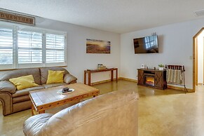 Riverfront Camp Verde Retreat w/ Game Room