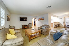 Riverfront Camp Verde Retreat w/ Game Room