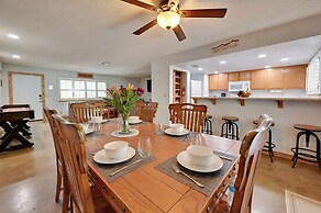 Riverfront Camp Verde Retreat w/ Game Room