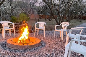 Riverfront Camp Verde Retreat w/ Game Room