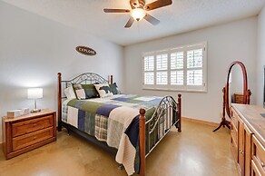 Riverfront Camp Verde Retreat w/ Game Room