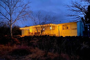 Riverfront Camp Verde Retreat w/ Game Room