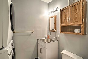 St Petersburg Hideaway w/ Fire Pit & Grill!