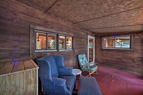 Riverfront Escape w/ Dock: 19 Mi to Saratoga!