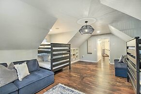 2 Mi to Lake: Marvelous Pinetop Home w/ Fireplaces