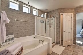 1/2 Mi to Lake: Home w/ Hot Tub & Pool in Goodyear