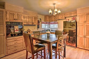 Peaceful Cabin w/ Deck & Grill: 1 Mi to Crown King