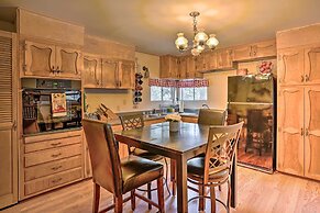 Peaceful Cabin w/ Deck & Grill: 1 Mi to Crown King