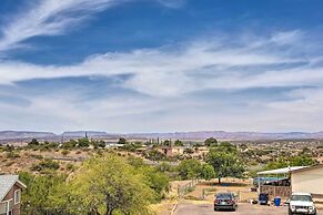 6 Mi to Old Town, Panoramic Views: Cottonwood Gem!