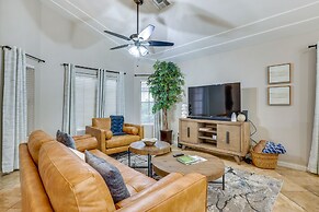 Pool, Golf Course Views: Desert Oasis in Glendale