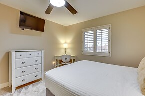 Pool, Golf Course Views: Desert Oasis in Glendale