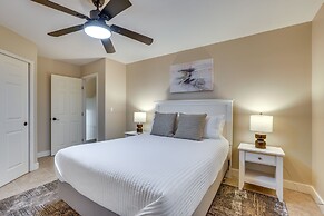 Pool, Golf Course Views: Desert Oasis in Glendale