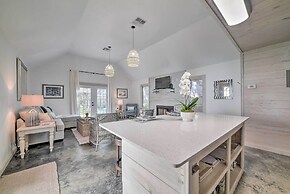 Outdoor Oasis & Grills: Ultimate Rockport Home!