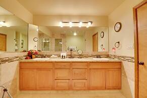 Bigfork Condo w/ Hot Tub Access, By Lake!