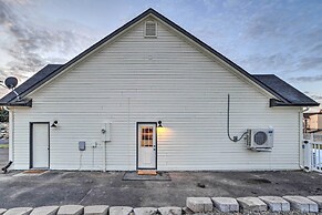 Stylish Klamath Falls Unit < 1/2 Mi to Oit!