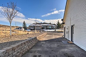 Stylish Klamath Falls Unit < 1/2 Mi to Oit!