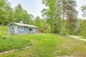 Secluded Suttons Bay Retreat w/ Fire Pit!