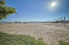 Secluded Suttons Bay Retreat w/ Fire Pit!