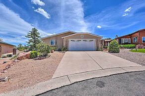 Charming Payson Home w/ Arizona Room & Grill!