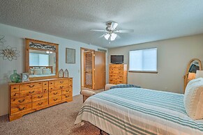 Caldwell House w/ Grill ~ 1 Mi to Downtown!