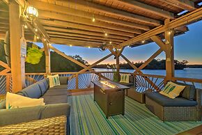 Luxe Lake Chickamauga Retreat w/ Boat Dock!