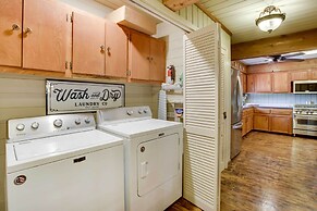 Dularge Grand Villa - Steps to Marina + Fishing!