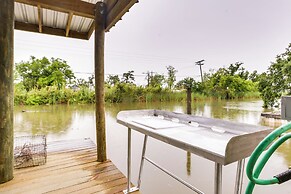 Dularge Grand Villa - Steps to Marina + Fishing!