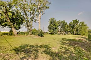 Dularge Grand Villa - Steps to Marina + Fishing!