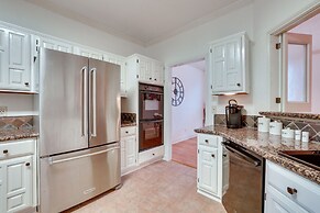 Modern Carrollton Home - Private Pool & Grill