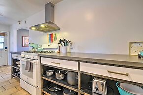 Private Desert Retreat w/ Grill & Mtn Views!