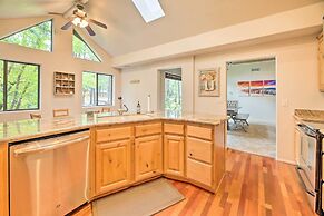 Wooded Yard, Gas Grill: Lush Pinetop Retreat