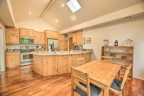 Wooded Yard, Gas Grill: Lush Pinetop Retreat