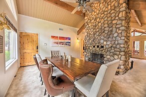 Wooded Yard, Gas Grill: Lush Pinetop Retreat