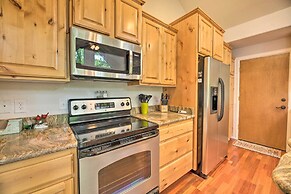 Wooded Yard, Gas Grill: Lush Pinetop Retreat