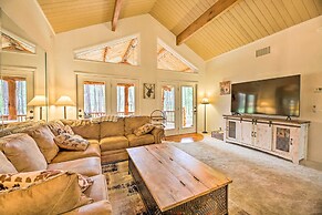 Wooded Yard, Gas Grill: Lush Pinetop Retreat