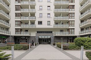 Apartament Giełdowa & Parking by Renters