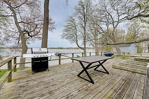 Delton Vacation Rental w/ On-site Lake Access!