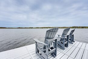 Delton Vacation Rental w/ On-site Lake Access!