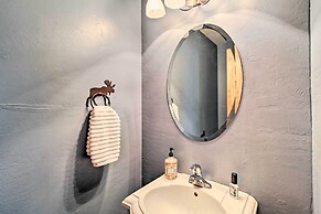 Secluded Show Low Home Near Hiking Trails!