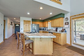 Secluded Show Low Home Near Hiking Trails!