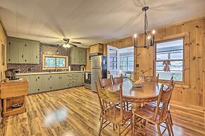 Near Hiking: Roaring Gap Retreat w/ Fire Pit!