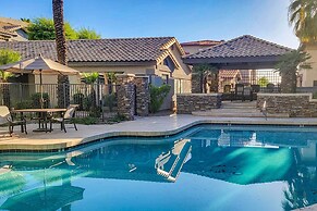 6 Mi to Downtown: Phoenix Condo w/ Pool Access!